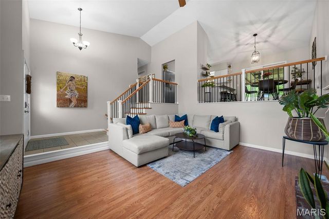 2286 Graystone Drive, St Charles, MO 63303