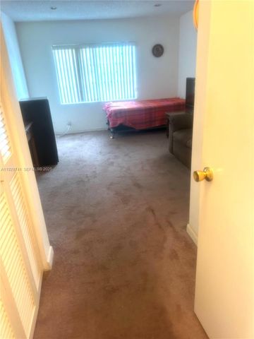 400 Diplomat Pkwy 403, Hallandale Beach, FL 33009