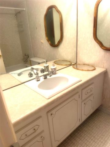 400 Diplomat Pkwy 403, Hallandale Beach, FL 33009