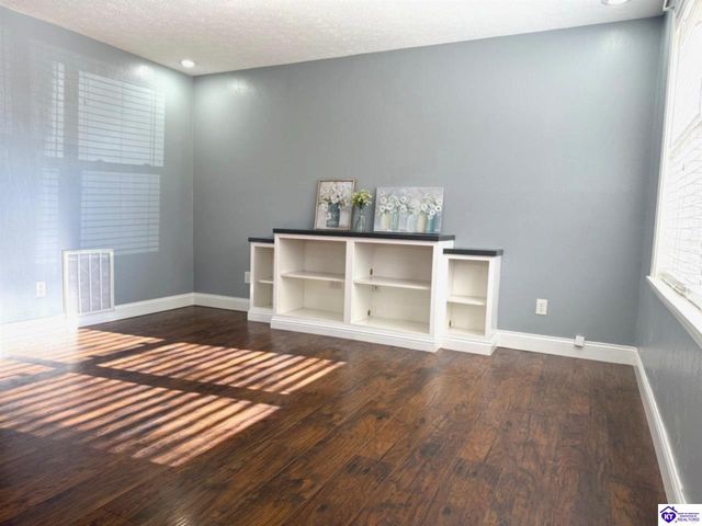 314 Par Lane, Elizabethtown, KY 42701