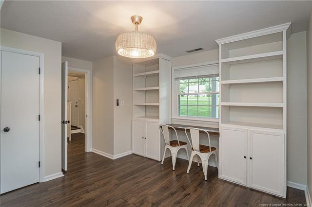 2721 Millbrook Road, Fayetteville, NC 28303