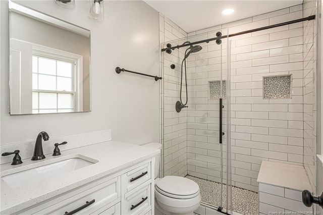 2721 Millbrook Road, Fayetteville, NC 28303