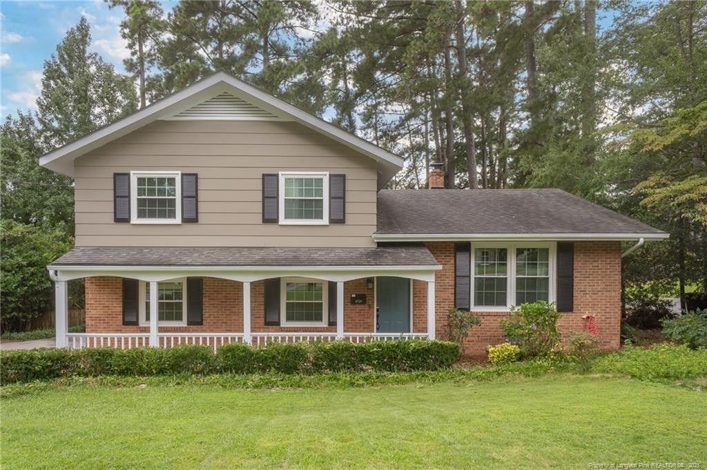 2721 Millbrook Road, Fayetteville, NC 28303