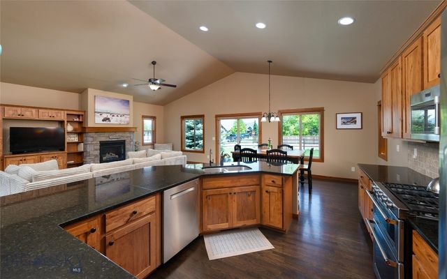 402 Circle F Trail, Bozeman, MT 59718