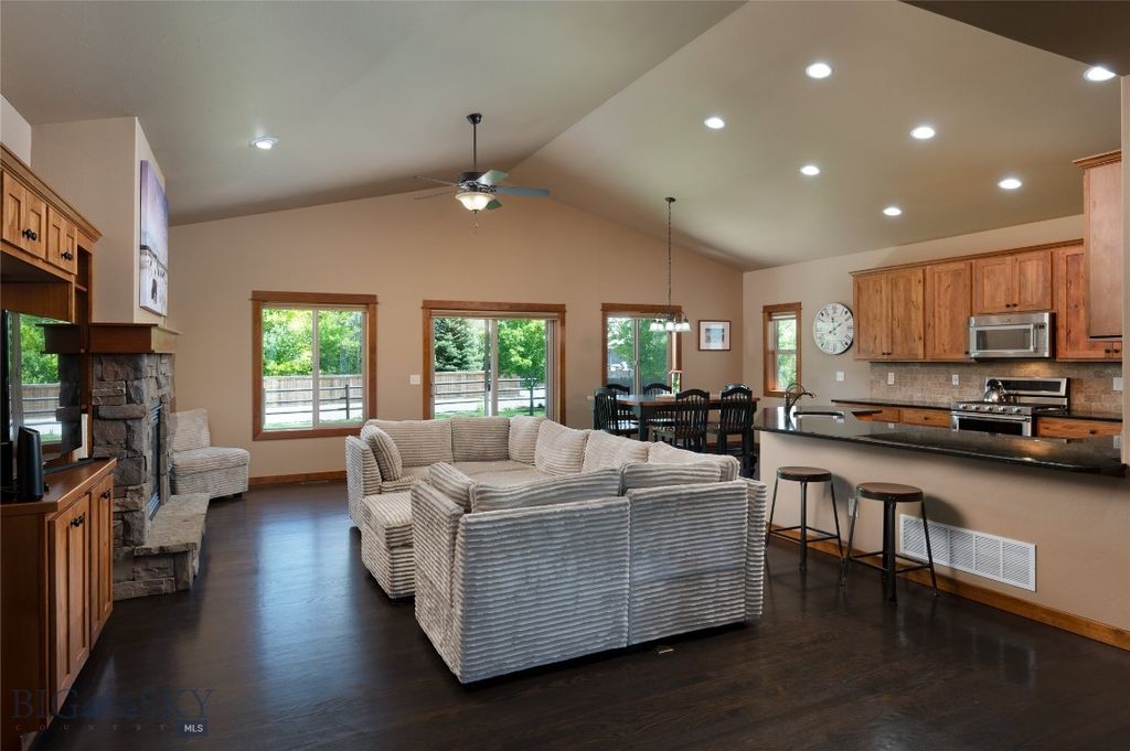 402 Circle F Trail, Bozeman, MT 59718 photo 5