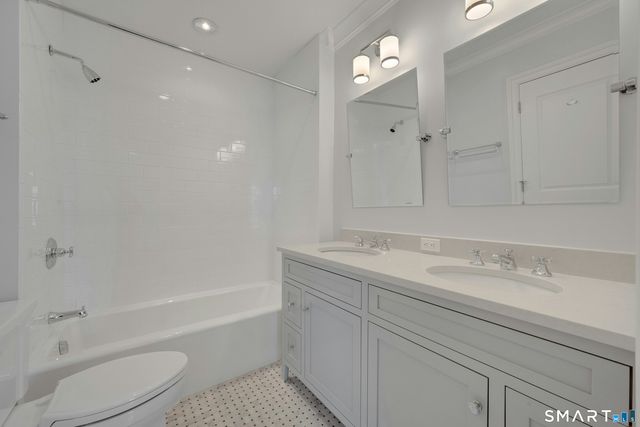 17 Pintail Lane, Greenwich, CT 06830