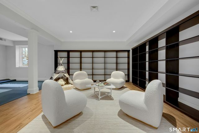 17 Pintail Lane, Greenwich, CT 06830