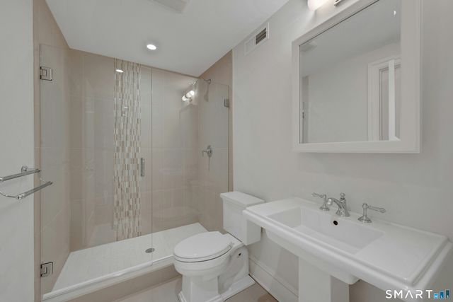 17 Pintail Lane, Greenwich, CT 06830