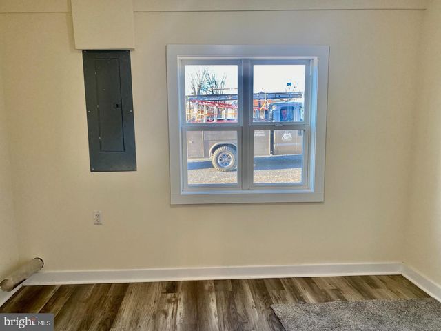 206 E 14TH AVE, Ranson, WV 25438