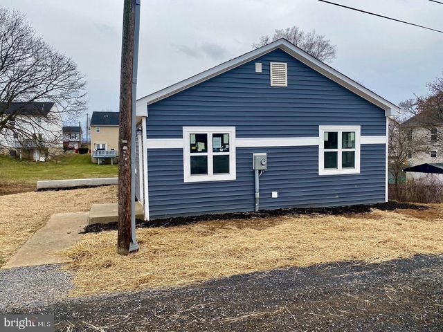 206 E 14TH AVE, Ranson, WV 25438