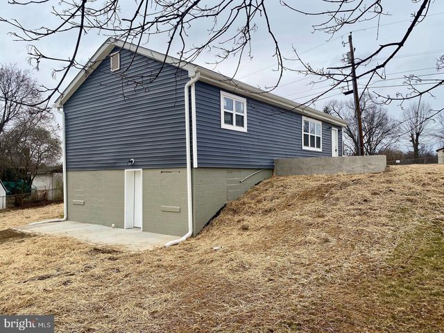 206 E 14TH AVE, Ranson, WV 25438