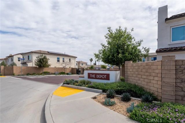 202 Bonita Lane, Rialto, CA 92376