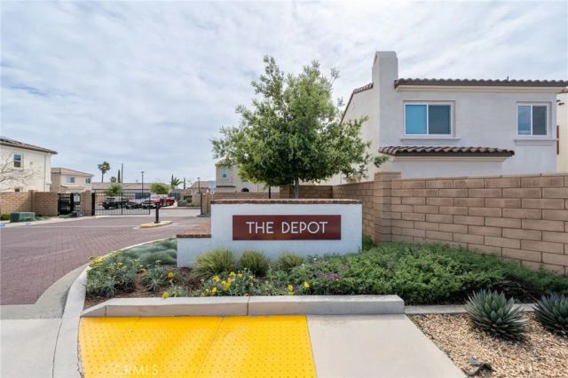 202 Bonita Lane, Rialto, CA 92376