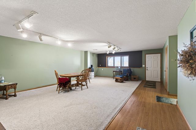 14315 250th Avenue NW, Zimmerman, MN 55398