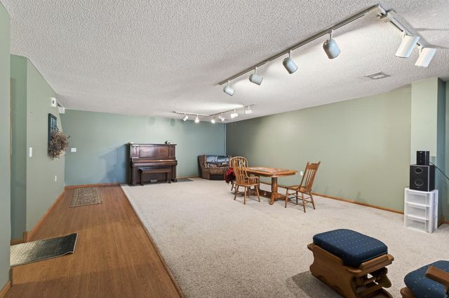 14315 250th Avenue NW, Zimmerman, MN 55398