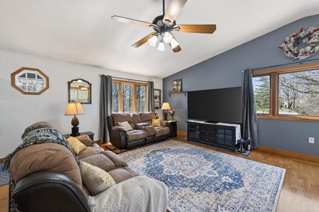 14315 250th Avenue NW, Zimmerman, MN 55398