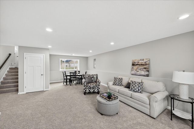 921 Brandenburg Lane, Waverly, MN 55390