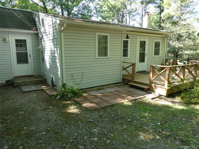 60 Mountain View Drive, Elizaville, NY 12523