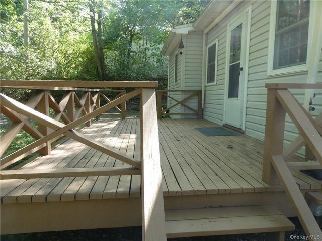 60 Mountain View Drive, Elizaville, NY 12523