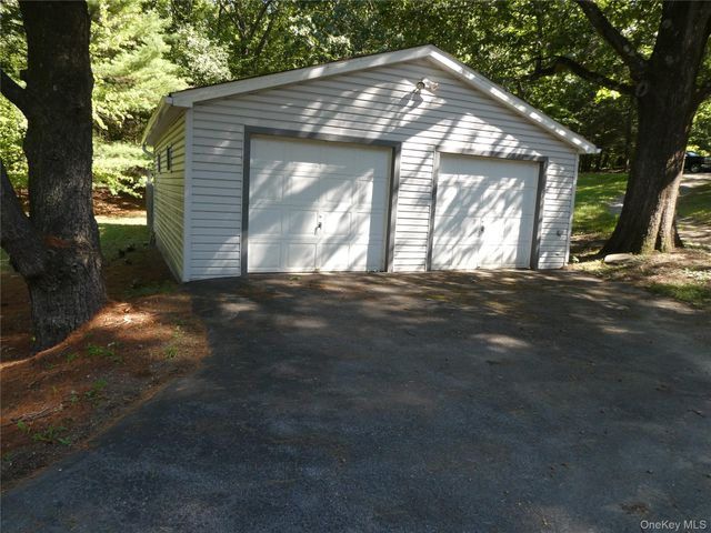 60 Mountain View Drive, Elizaville, NY 12523