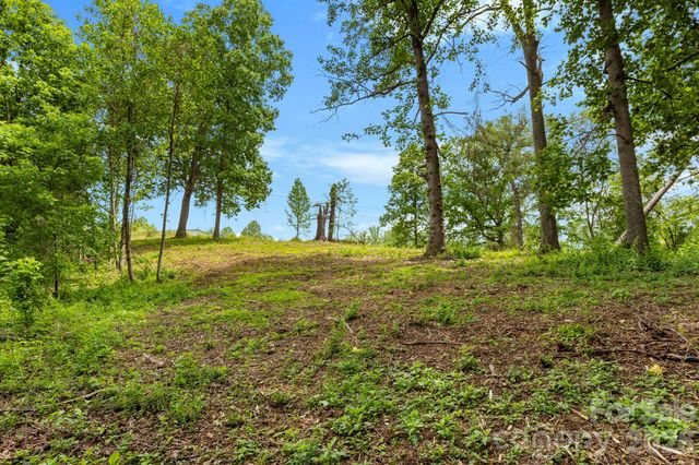 99999 Wild Goose Way 2R, Asheville, NC 28804