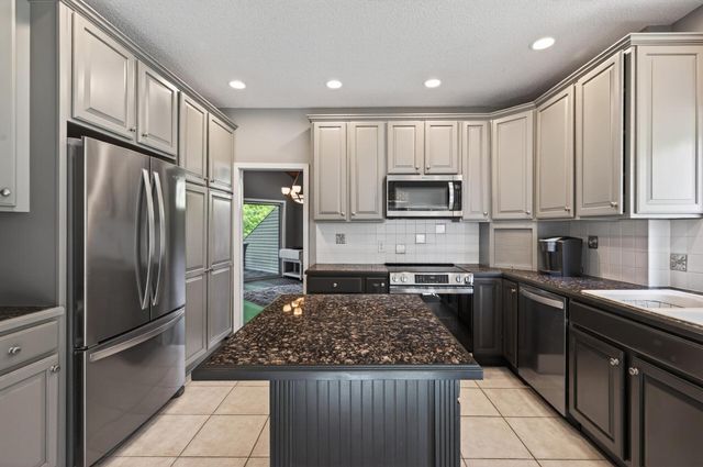7508 W 77th Street, Chaska, MN 55318