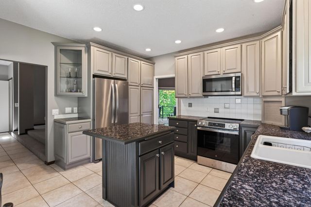 7508 W 77th Street, Chaska, MN 55318