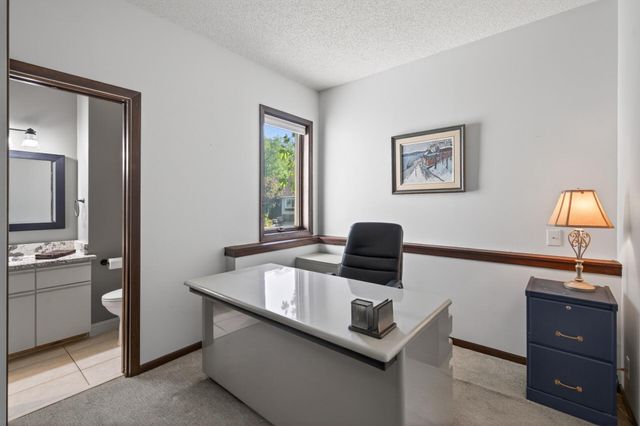 7508 W 77th Street, Chaska, MN 55318