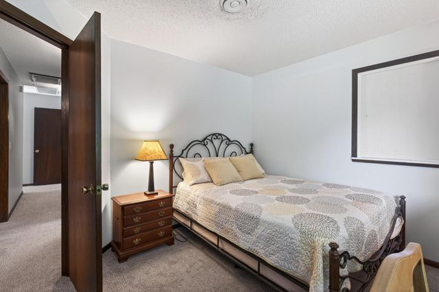 7508 W 77th Street, Chaska, MN 55318