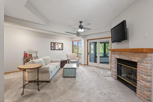 7508 W 77th Street, Chaska, MN 55318