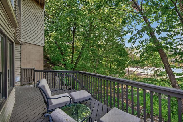 7508 W 77th Street, Chaska, MN 55318