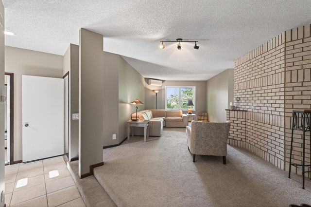 7508 W 77th Street, Chaska, MN 55318