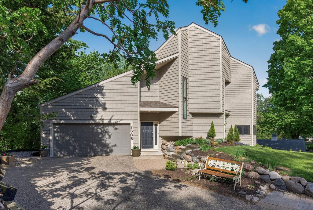 7508 W 77th Street, Chaska, MN 55318 — exterior