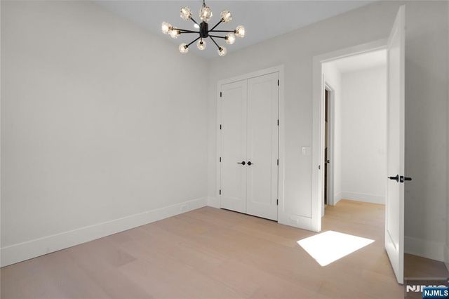 40 Godfrey Terrace, Glen Rock, NJ 07452