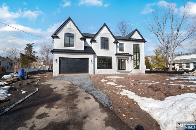 40 Godfrey Terrace, Glen Rock, NJ 07452