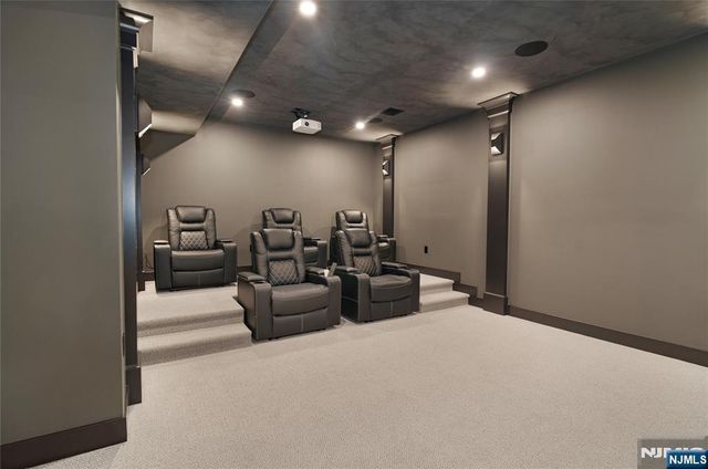 40 Godfrey Terrace, Glen Rock, NJ 07452