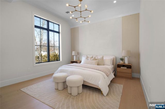 40 Godfrey Terrace, Glen Rock, NJ 07452