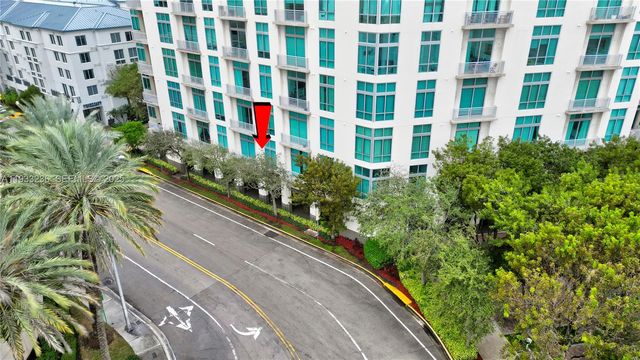 9025 S DADELAND BLVD, Miami, FL 33156