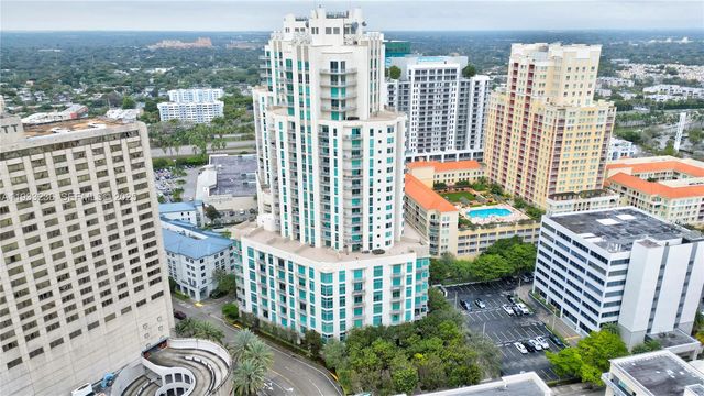 9025 S DADELAND BLVD, Miami, FL 33156