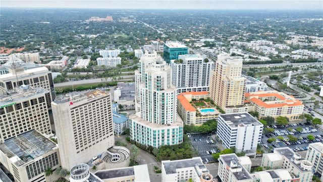 9025 S DADELAND BLVD, Miami, FL 33156