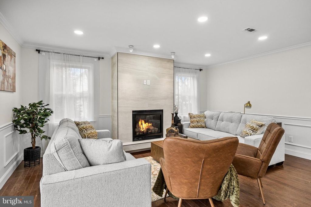Image 31 of property listing at 15 CUTHBERT BLVD, Haddon Township, NJ 08108
