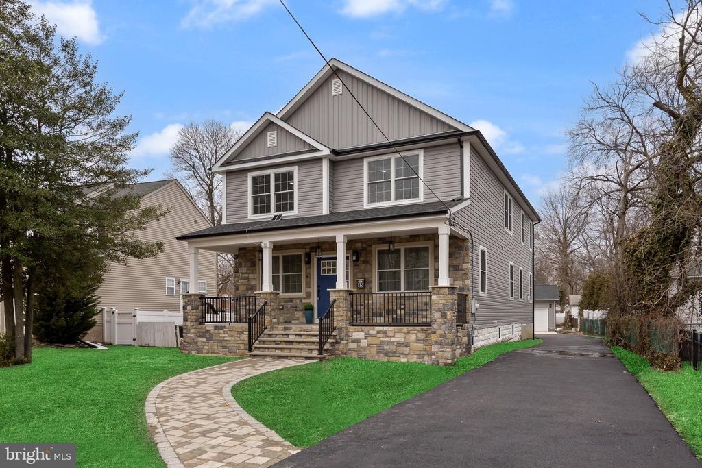Image 5 of property listing at 15 CUTHBERT BLVD, Haddon Township, NJ 08108