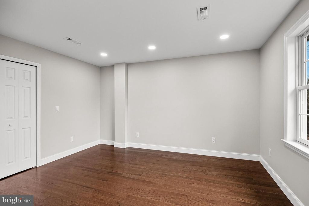 Image 45 of property listing at 15 CUTHBERT BLVD, Haddon Township, NJ 08108