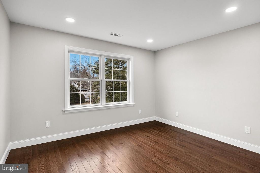 Image 48 of property listing at 15 CUTHBERT BLVD, Haddon Township, NJ 08108