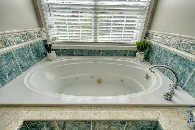 228 Brookhaven Drive, Blairsville, GA 30512