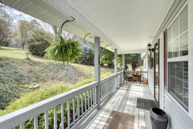 228 Brookhaven Drive, Blairsville, GA 30512