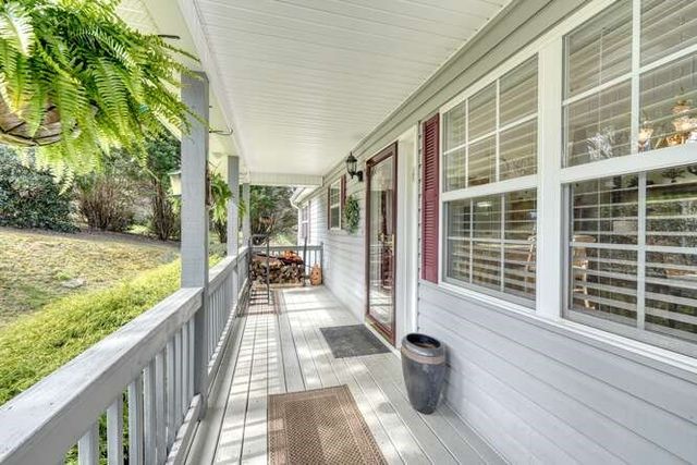 228 Brookhaven Drive, Blairsville, GA 30512