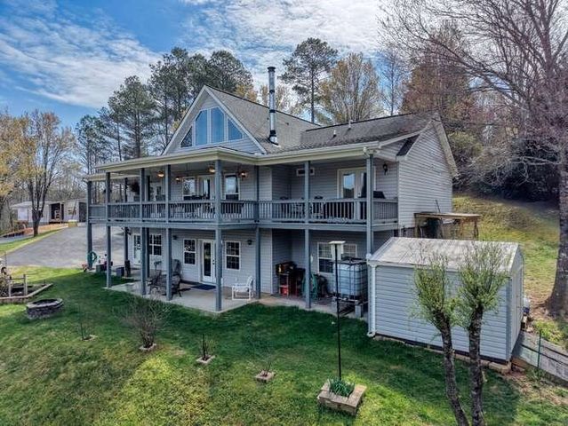 228 Brookhaven Drive, Blairsville, GA 30512