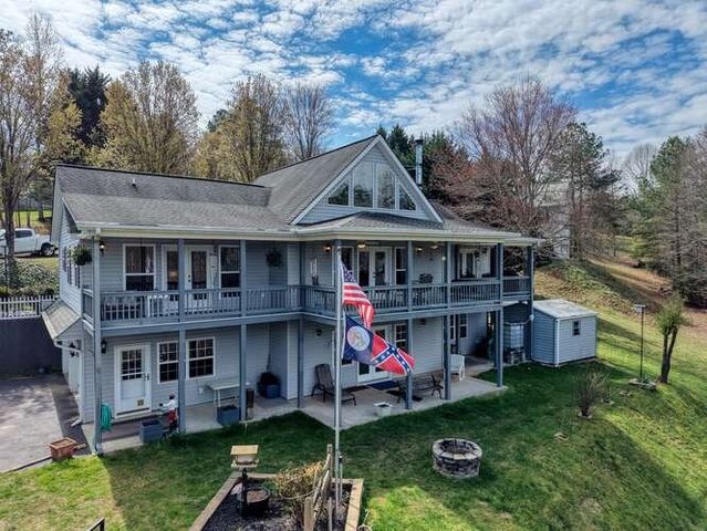 228 Brookhaven Drive, Blairsville, GA 30512