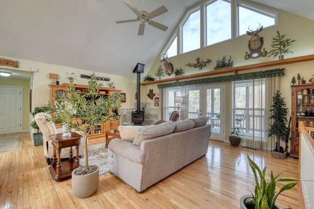 228 Brookhaven Drive, Blairsville, GA 30512